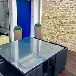 Lägenhet La Maisonnette Du Clos