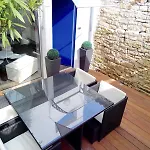 Lägenhet La Maisonnette Du Clos *