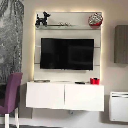 La Maisonnette Du Clos Apartment *