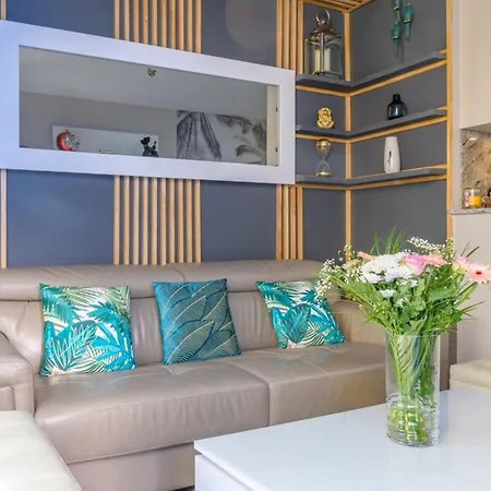 La Maisonnette Du Clos Апартаменты *